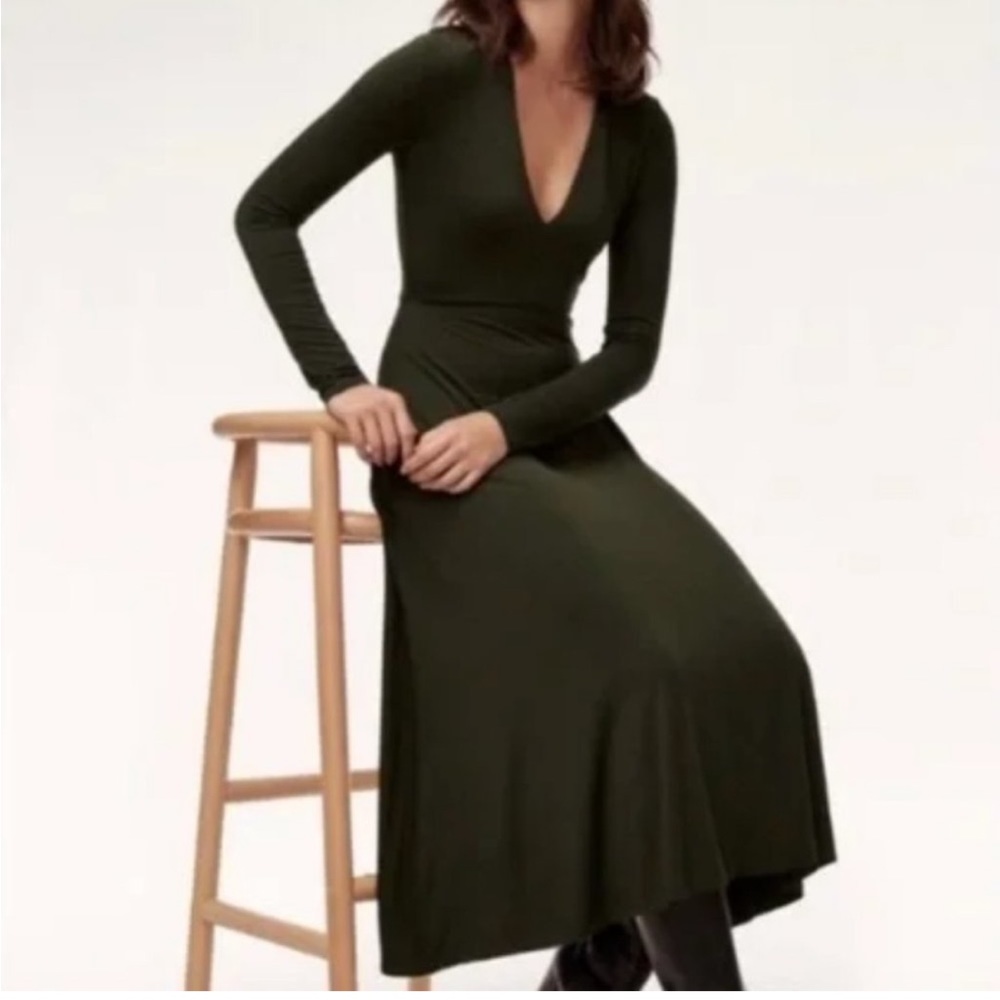 Forest Green Aritzia Dress - Picture 2 of 4
